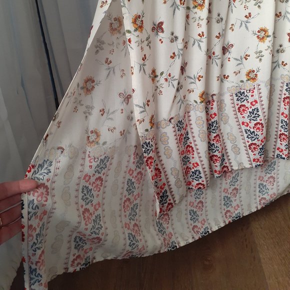 Bo-Ho Maxi Dress! - Picture 3 of 6